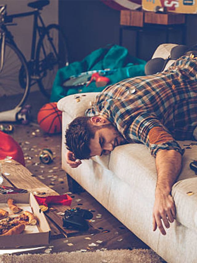 10 Bad Habits Every Man Should Stop Immediately