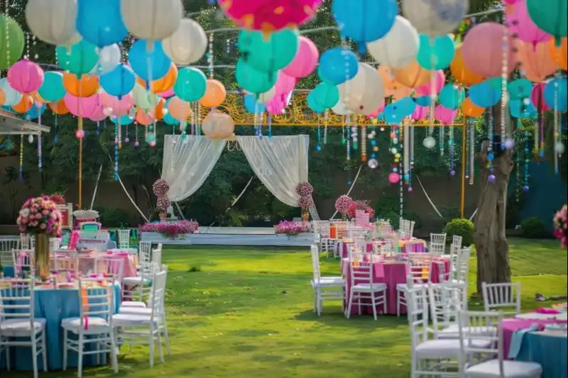 Balloon Game and Minimalist Wagering Design